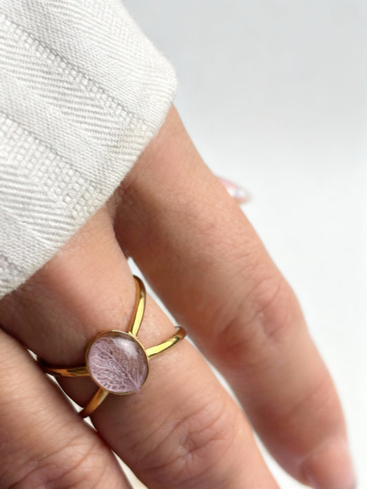 Anillo Hortensia: La Elegancia de la Naturaleza en tu Mano