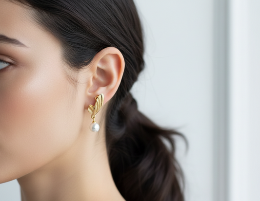 Pendientes Elegantes con Diseño Plisado