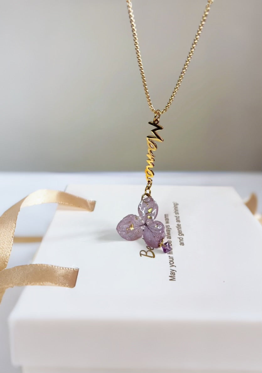 COLLAR MAMÁ ETERNA EN ACERO INOXIDABLE 316L CON HORTENSIA NATURAL