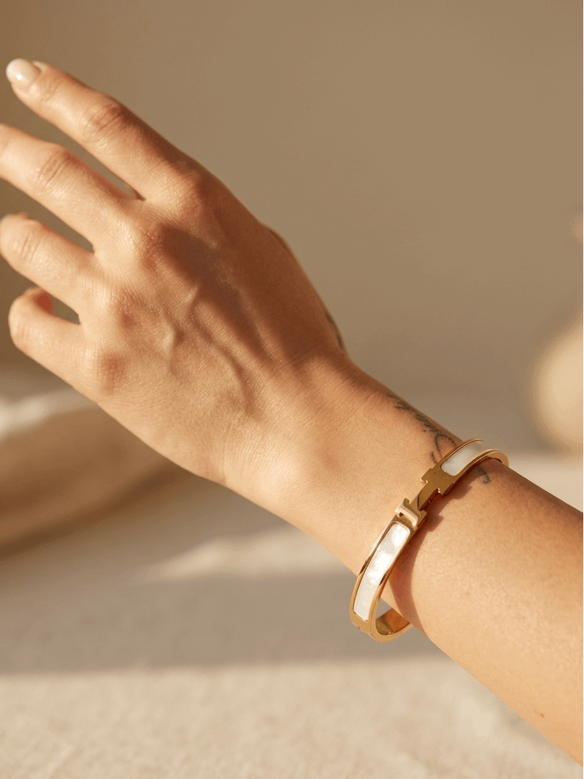 PULSERA H NÁCAR DORADA
