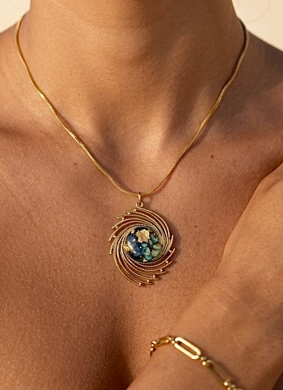 Collar galaxia floral 💙