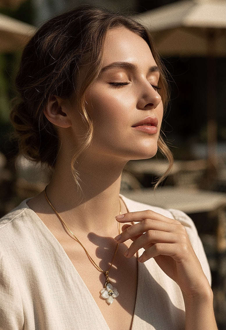 COLLAR DE HORTENSIA NATURAL EN ACERO 316L CON CADENA DE 50 CM