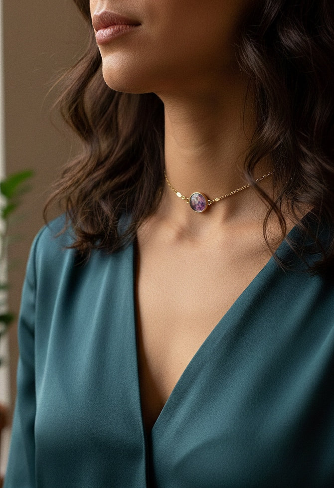 CHOKER DE ACERO INOXIDABLE CON FLOR NATURAL PANICULATA PRESERVADA