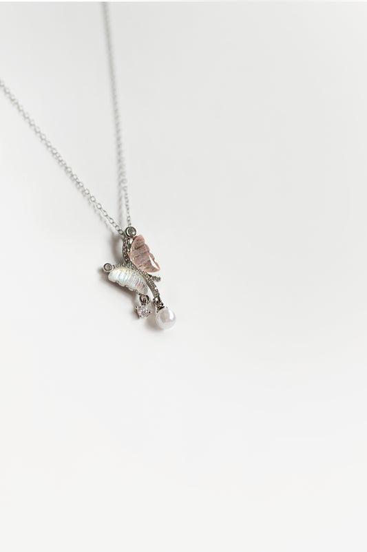 Collar Mariposa "Alas de Hada" con Nácar Iridiscente, Circonitas y Perla | Acero Inoxidable 316L
